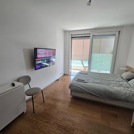 Apartment Cozy With A Terrace *