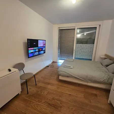 Apartment Cozy With A Terrace