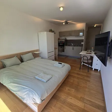 Apartamento Cozy With A Terrace